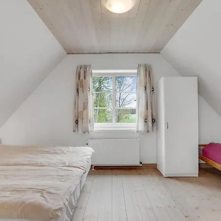 3 Bedroom Cozy In Casa vacanze Vesløs