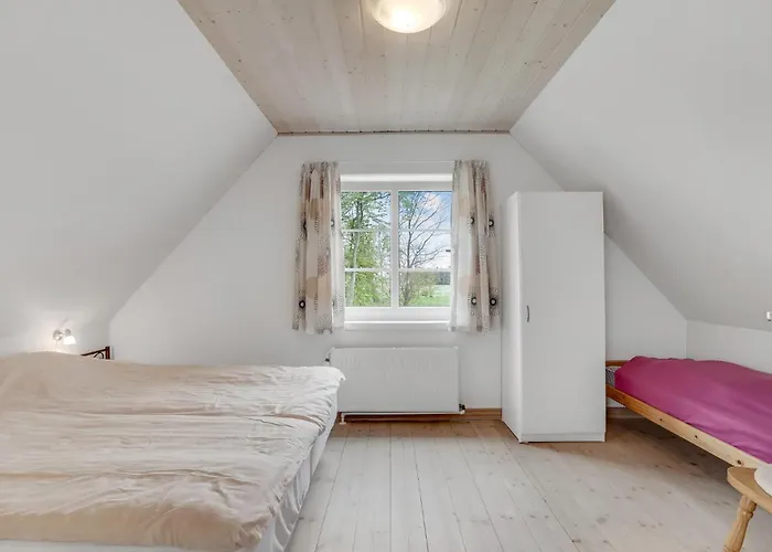 3 Bedroom Cozy In Casa vacanze Vesløs